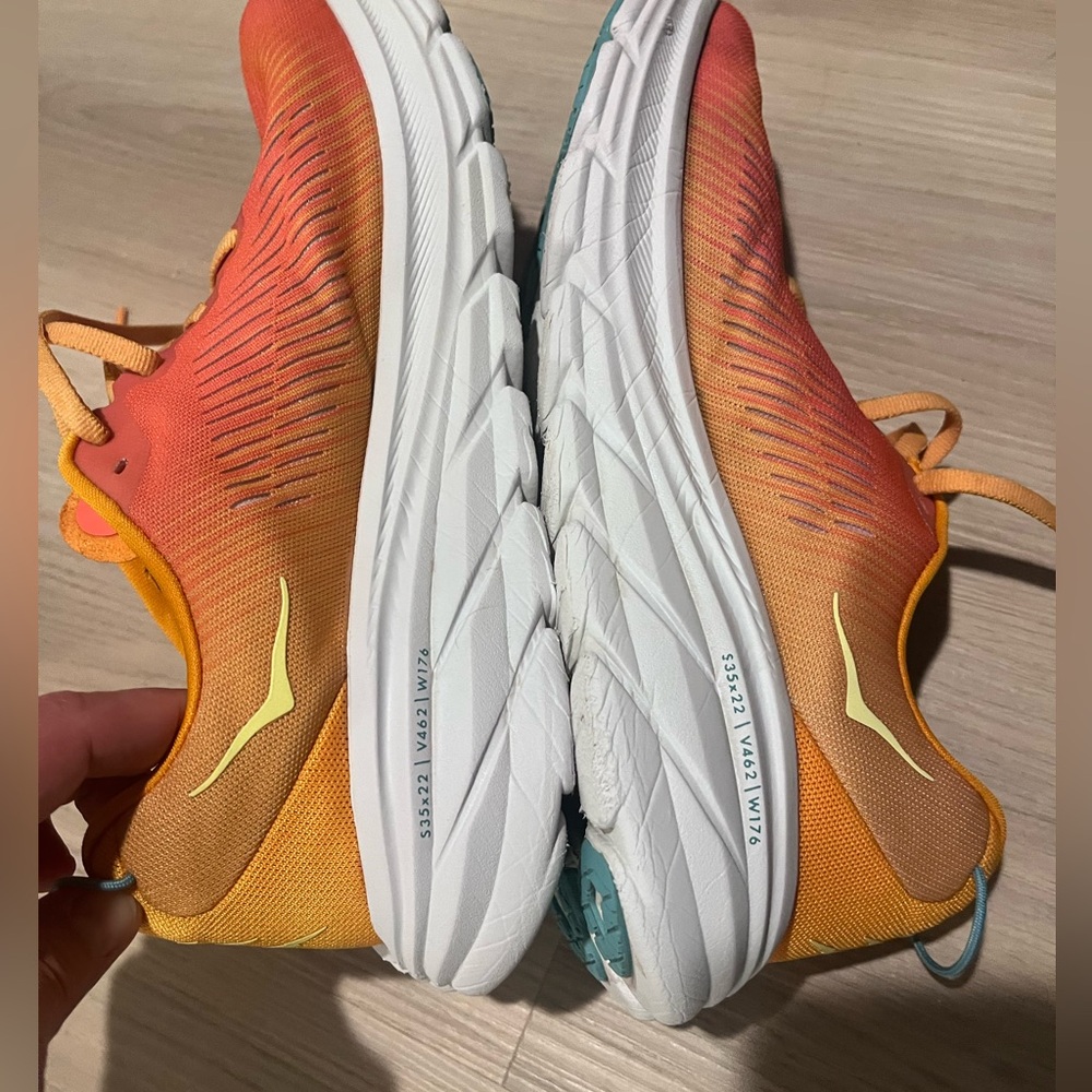 Hoka Ricon - Picture 2 of 6